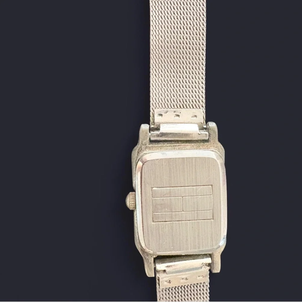 RARE RECTANGLE TOMMY HILFIGER JAPAN INDEX MESH BAND WOMENS QUARTZ WRISTWATCH